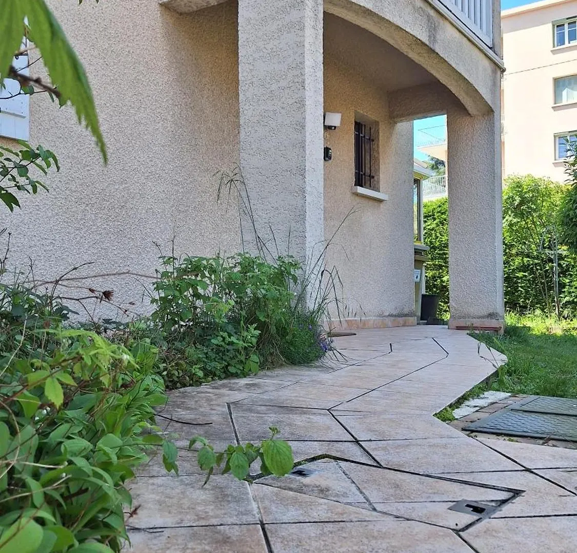 Appartement Dynamique Et Splendide à Bourgoin-Jallieu